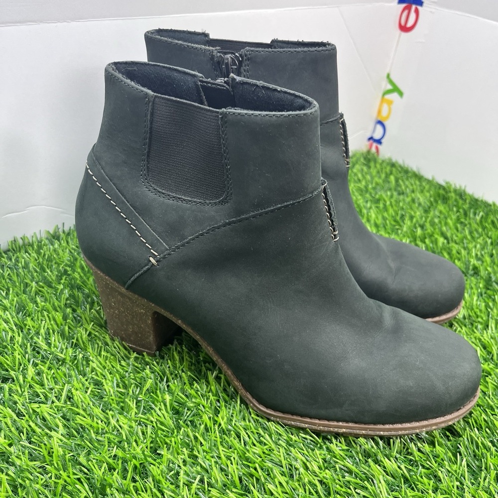 Clarks Sashlin Vita Black Leather Side Zip Ankle Booties Size‎ 8.5 Heel Boots